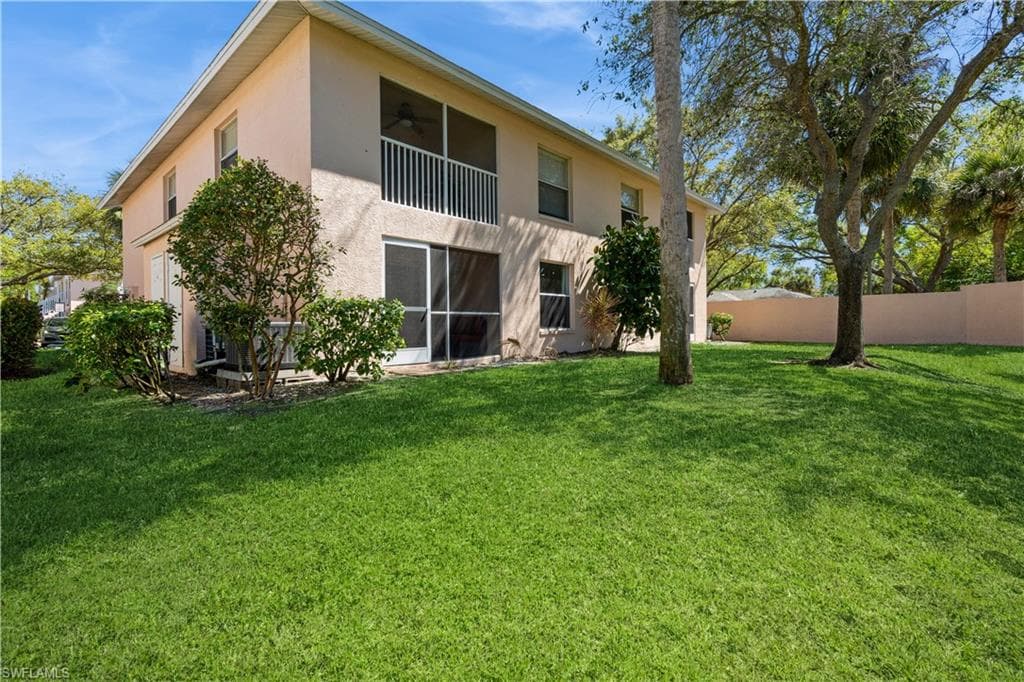 26734 Little John Ct 2, Bonita Springs, FL 34135-1