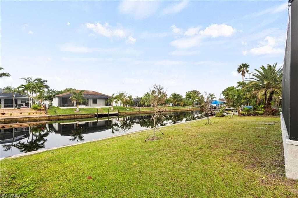 4402 3rd Ave, Cape Coral, Fl 33914-32
