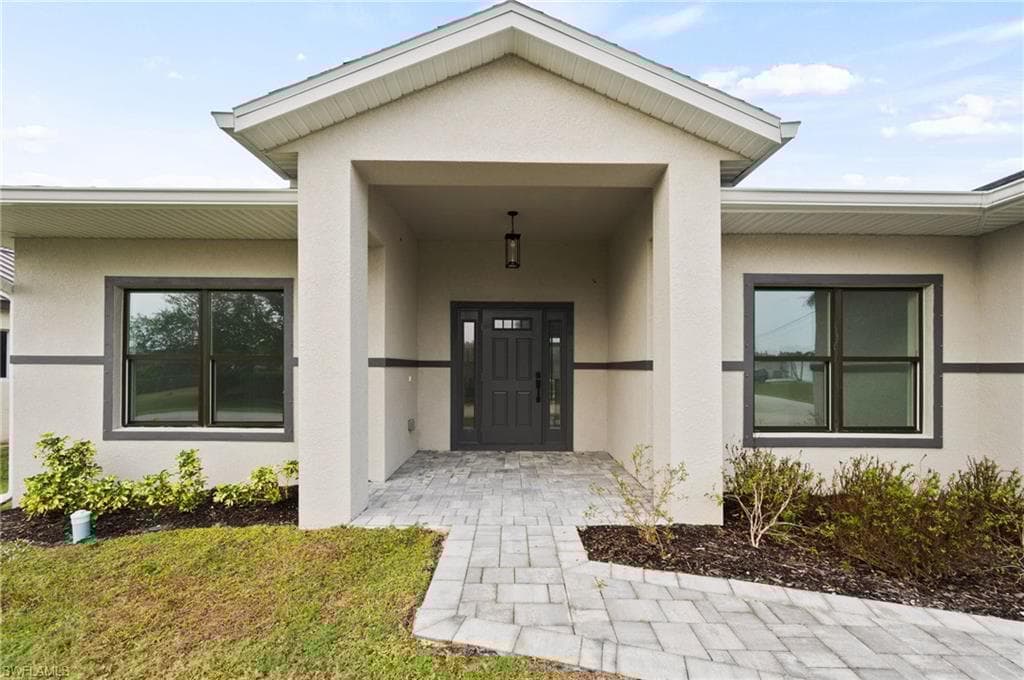 4402 3rd Ave, Cape Coral, Fl 33914-33