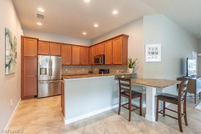 8619 Genova Ct, Naples, FL 34114-8