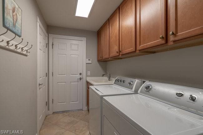 8619 Genova Ct, Naples, FL 34114-27