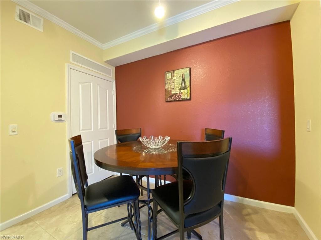 12970 Positano Cir 206, Naples, FL 34105-4