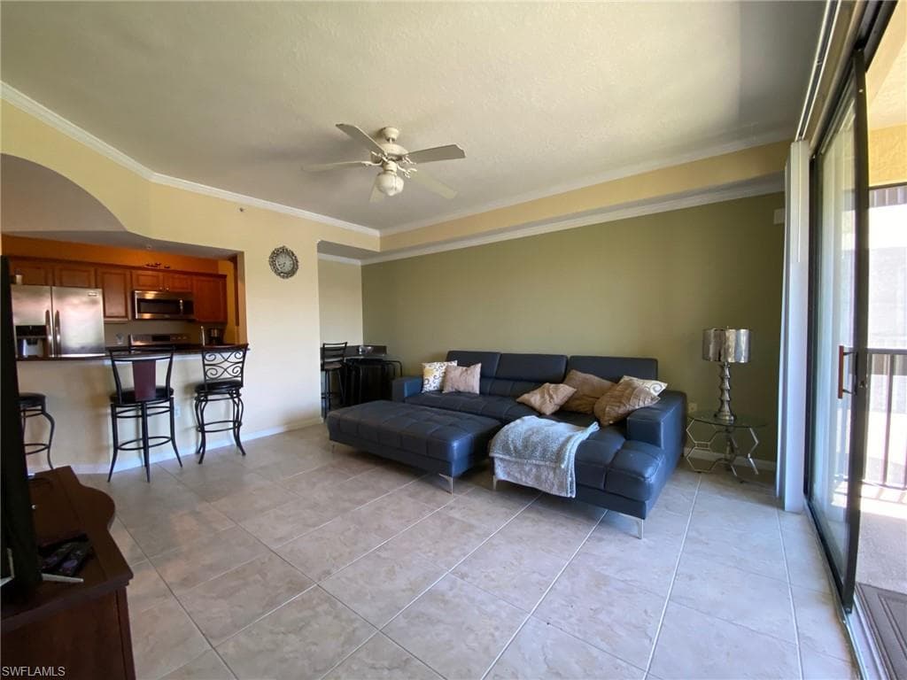12970 Positano Cir 206, Naples, FL 34105-6