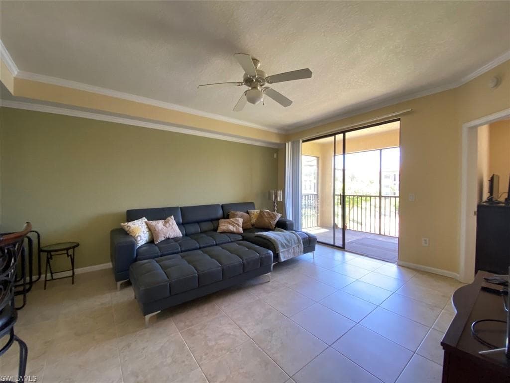 12970 Positano Cir 206, Naples, FL 34105-7