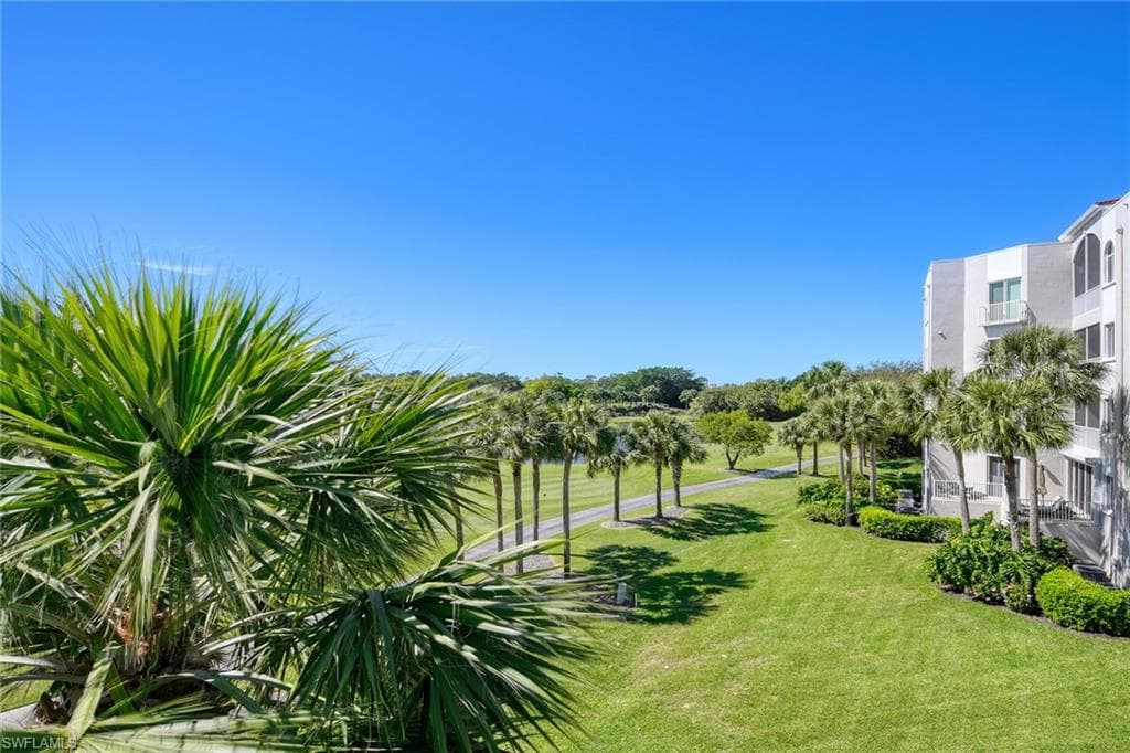 1530 Clermont Dr G305, Naples, FL 34109-15