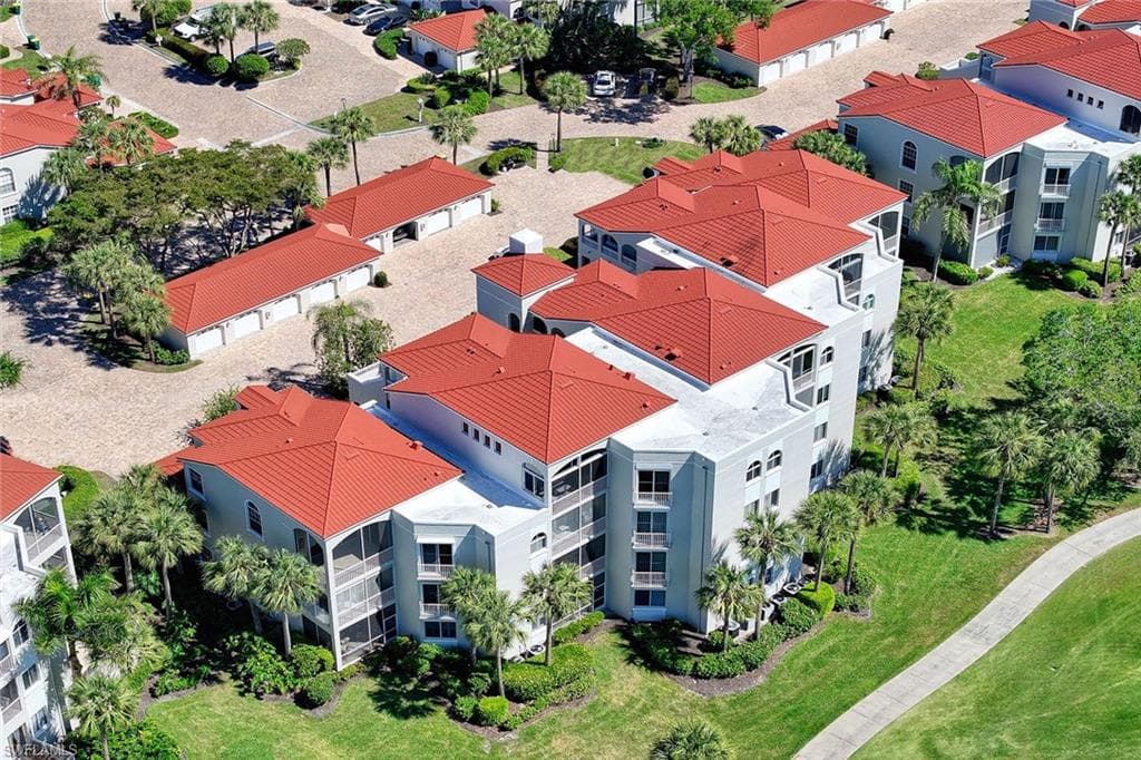 1530 Clermont Dr G305, Naples, FL 34109-26