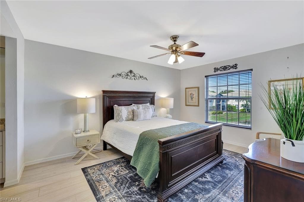 818 Tanbark Dr 202, Naples, FL 34108-15