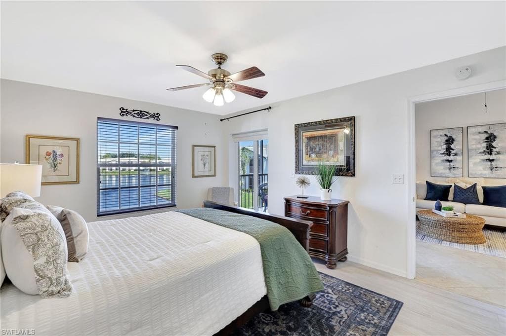 818 Tanbark Dr 202, Naples, FL 34108-16