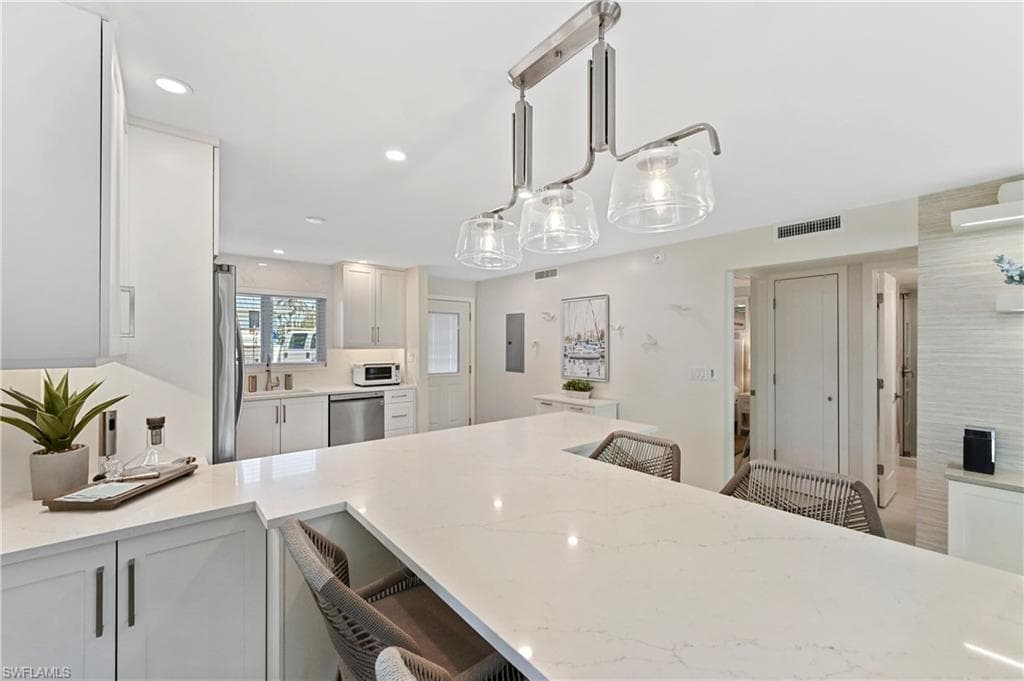 1686 Blue Point Ave B5, Naples, FL 34102-12
