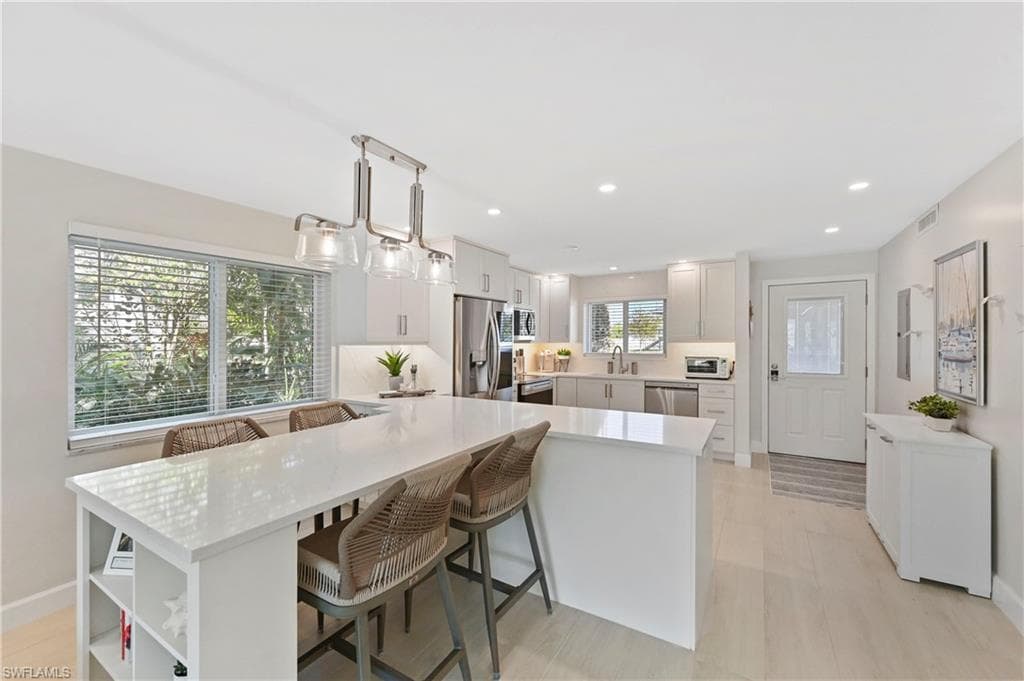 1686 Blue Point Ave B5, Naples, FL 34102-13