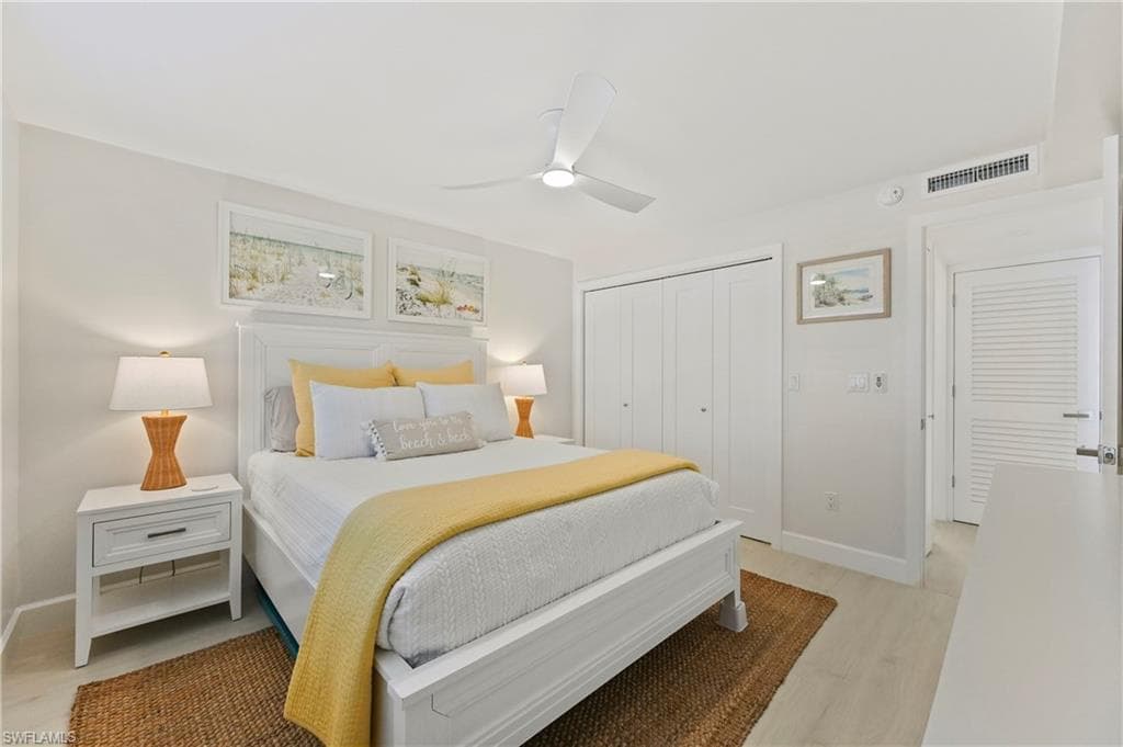 1686 Blue Point Ave B5, Naples, FL 34102-35
