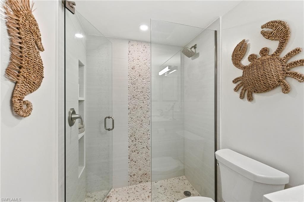 1686 Blue Point Ave B5, Naples, FL 34102-36