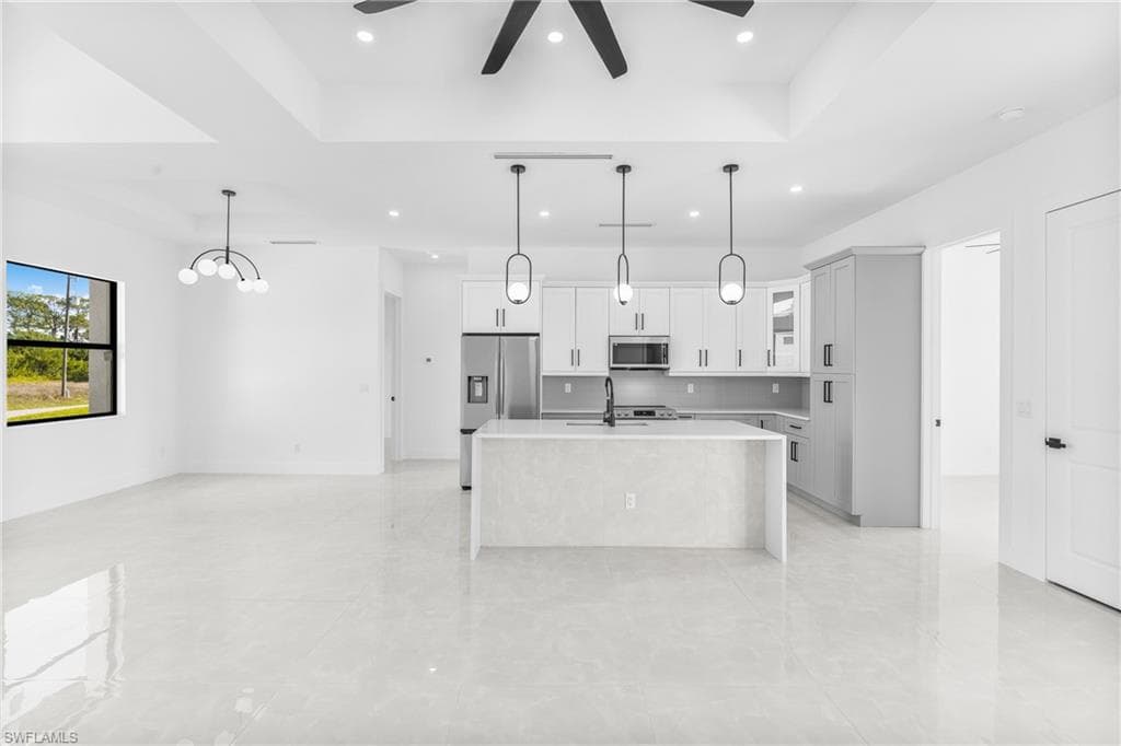 468 Paddock St, Lehigh Acres, FL 33974-14