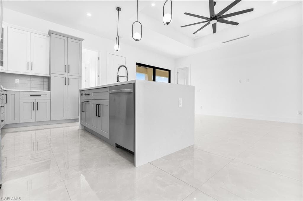 468 Paddock St, Lehigh Acres, FL 33974-23