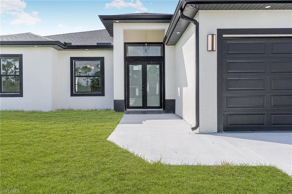 468 Paddock St, Lehigh Acres, FL 33974-5