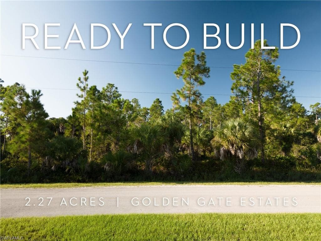2746 40th Ave SE, Naples, FL 34117-2