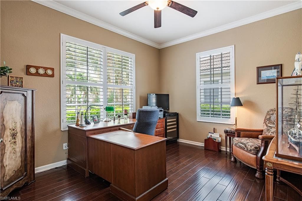 6819 Old Banyan Way, Naples, FL 34109-11