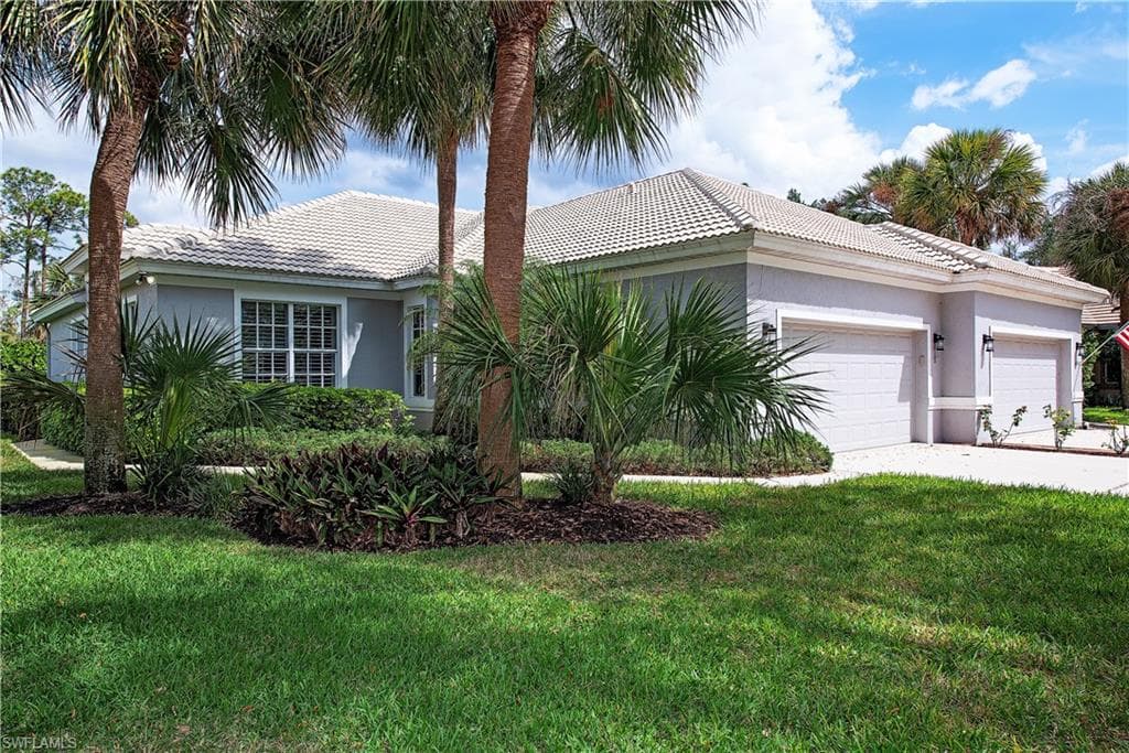 6819 Old Banyan Way, Naples, FL 34109-1