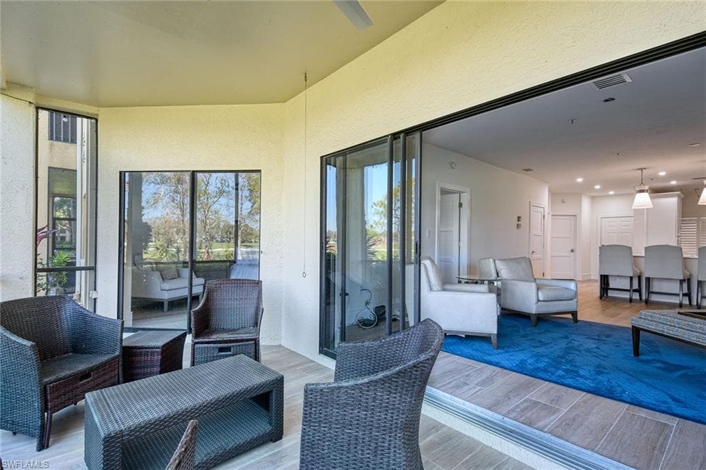 220 Vintage Cir B103, Naples, FL 34119-16