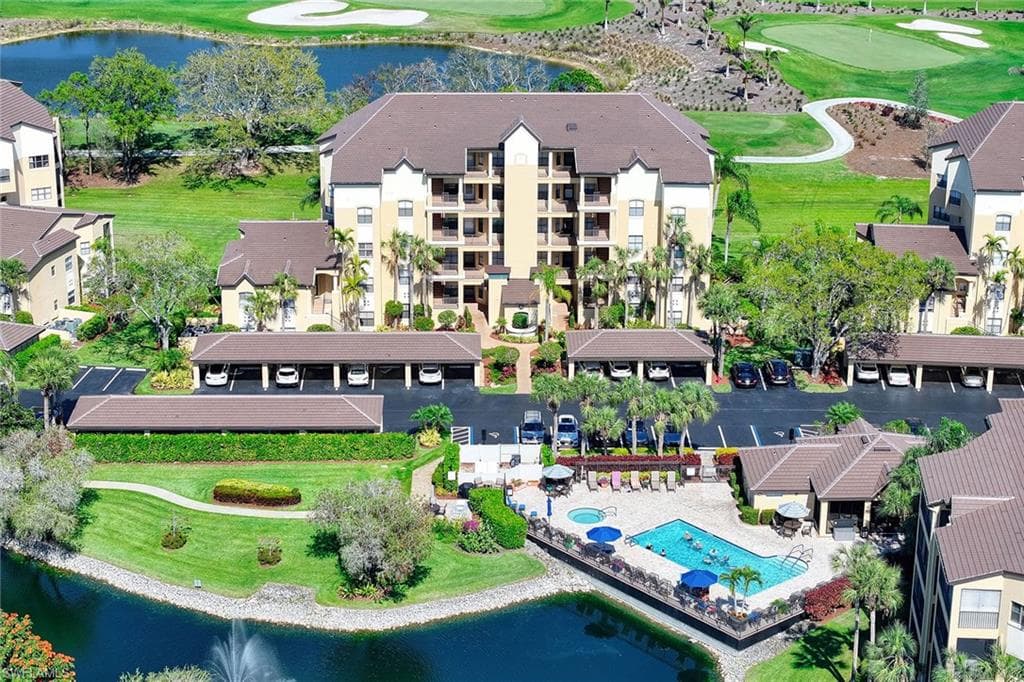 220 Vintage Cir B103, Naples, FL 34119-18