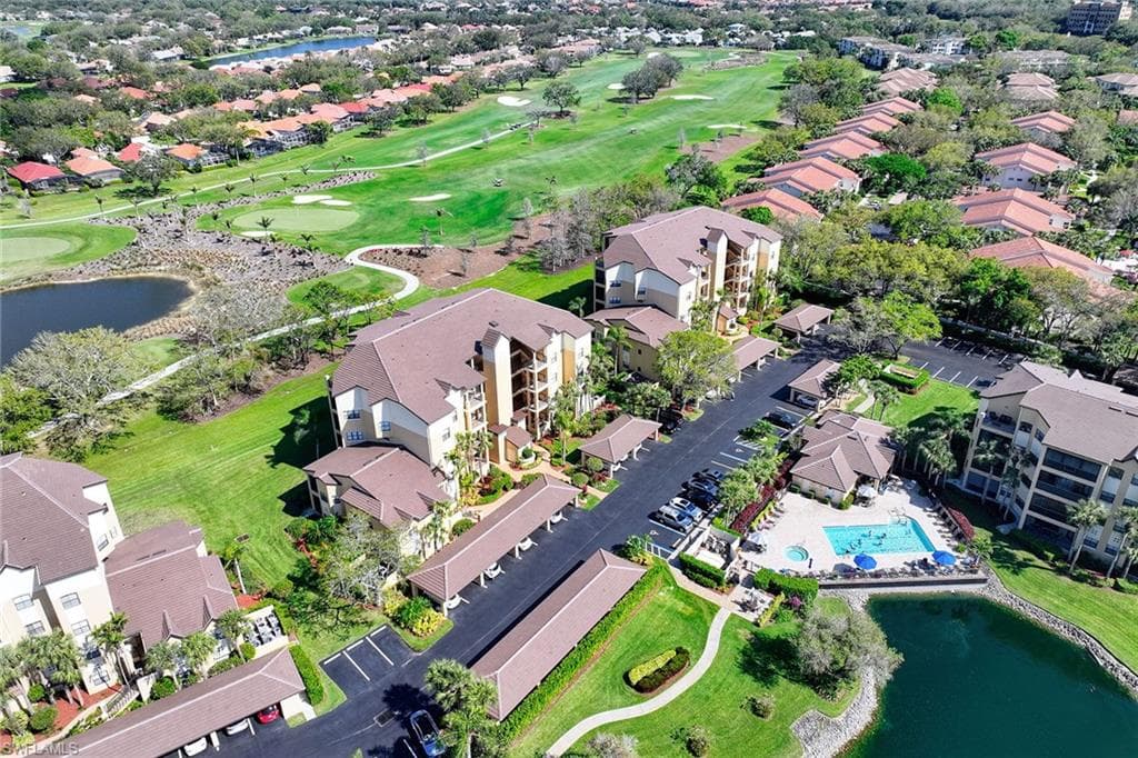 220 Vintage Cir B103, Naples, FL 34119-20