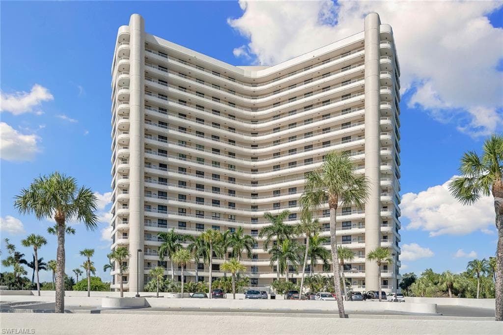 440 Seaview Ct 902, Marco Island, FL 34145-2
