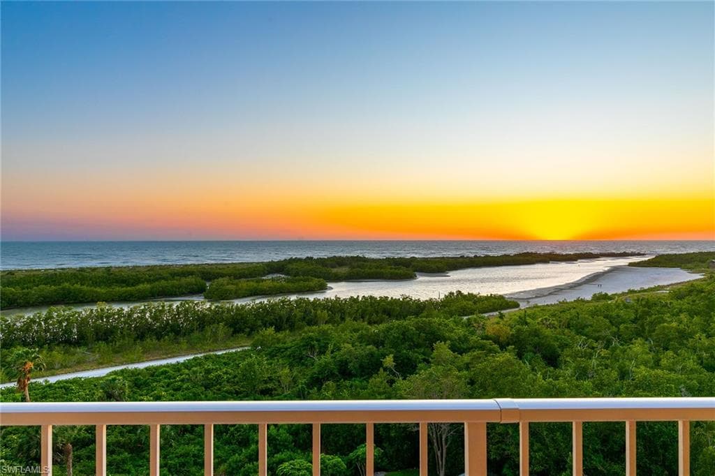 440 Seaview Ct 902, Marco Island, FL 34145-42