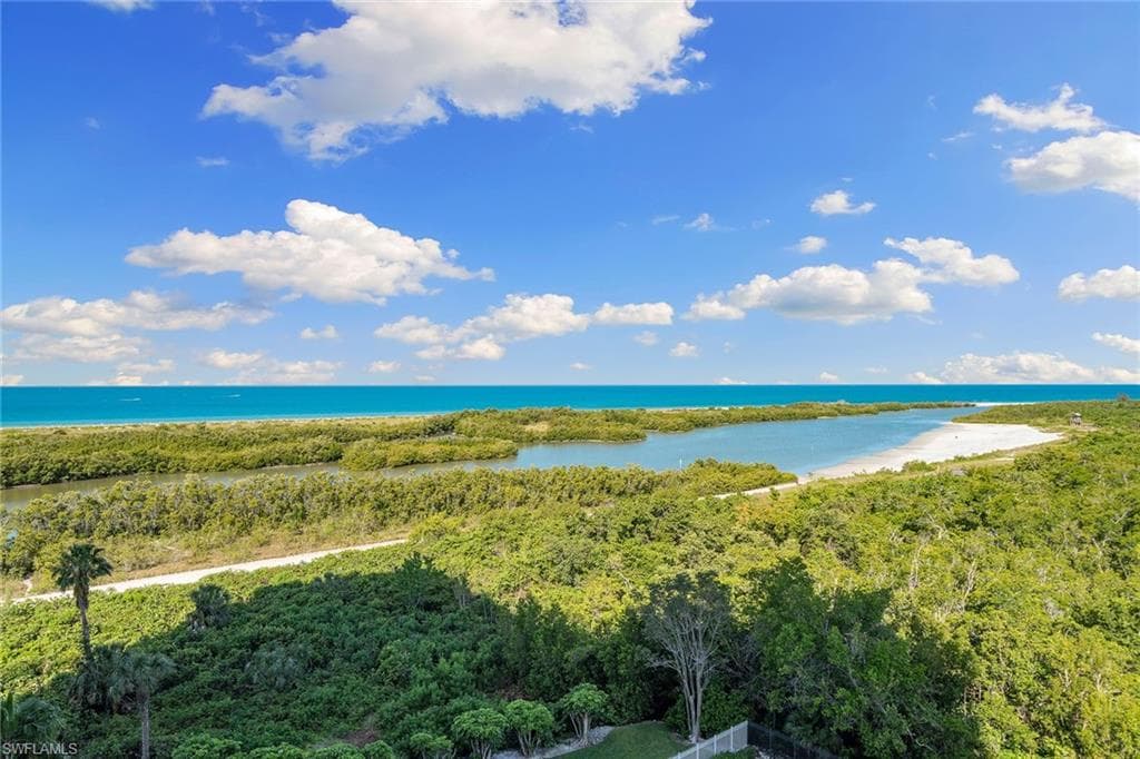 440 Seaview Ct 902, Marco Island, FL 34145-3
