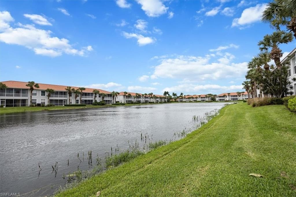 2220 Arielle Dr 2009, Naples, FL 34109-17