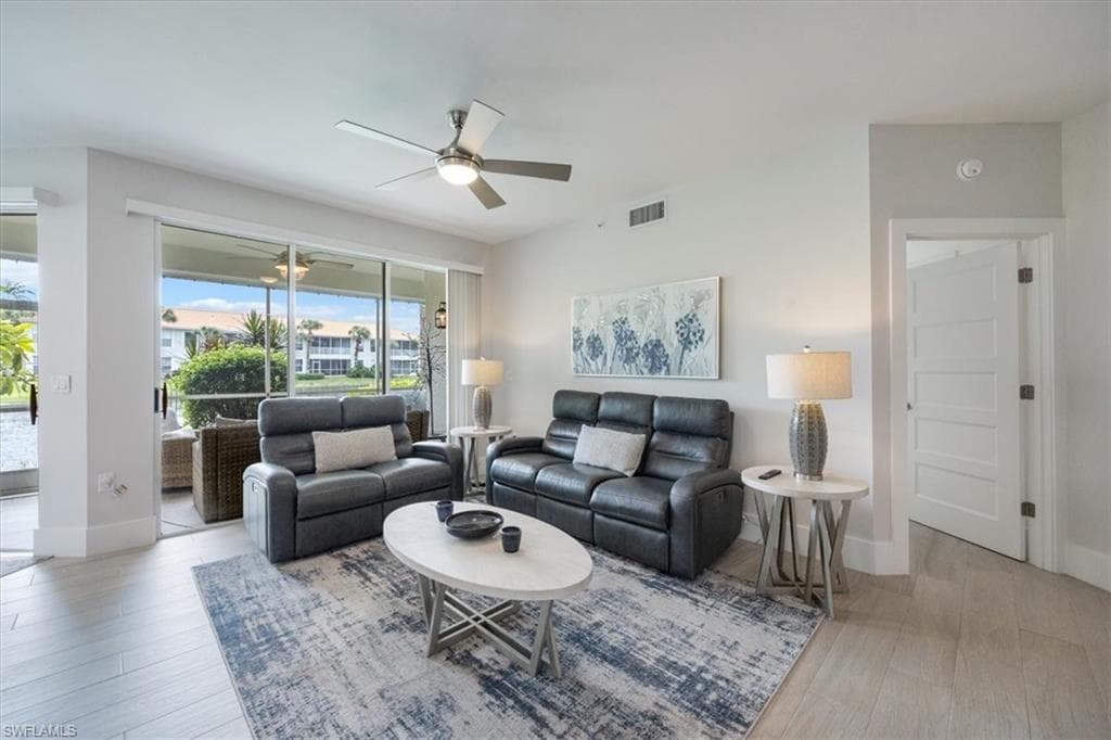 2220 Arielle Dr 2009, Naples, FL 34109-4