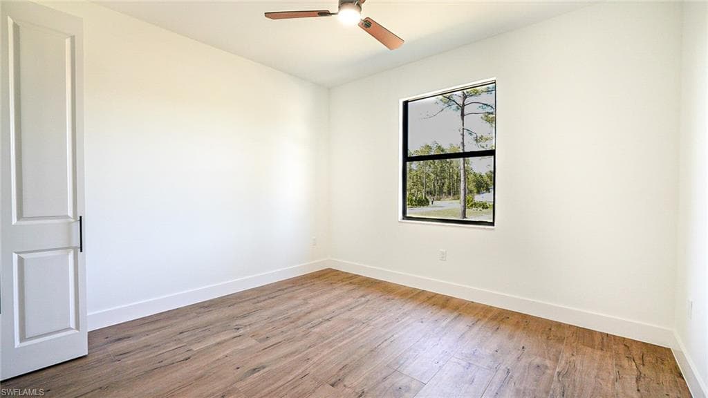 3498 47th Ave NE, Naples, FL 34120-21