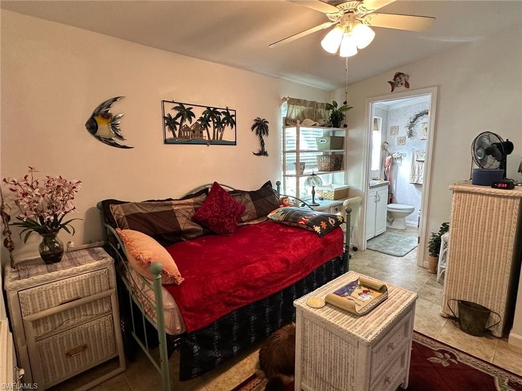 1658 Diamond Lake Cir, Naples, FL 34114-23
