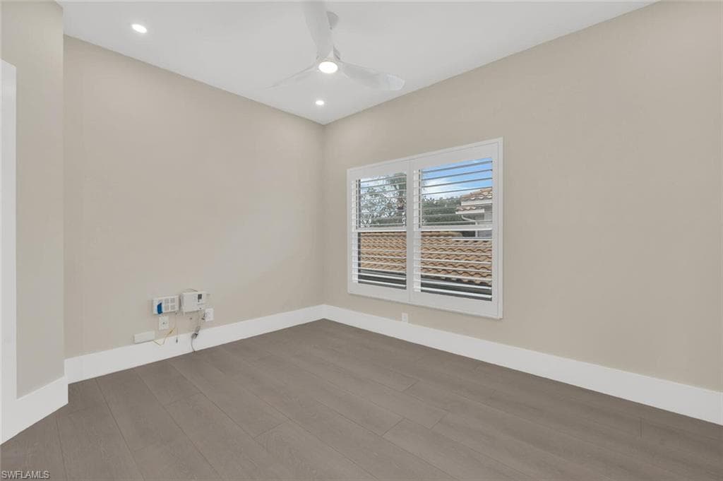 11408 Quail Village Way C-201, Naples, FL 34119-10