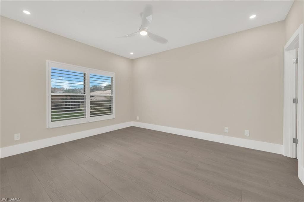 11408 Quail Village Way C-201, Naples, FL 34119-7