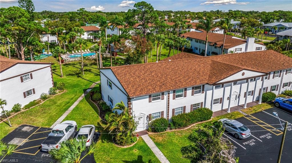 7025 New Post Dr 1, North Fort Myers, FL 33917-1