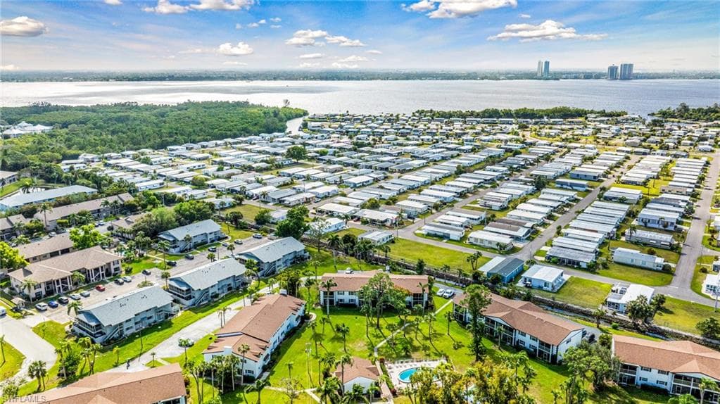 7025 New Post Dr 1, North Fort Myers, FL 33917-31