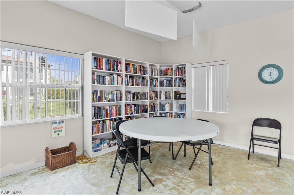7025 New Post Dr 1, North Fort Myers, FL 33917-33