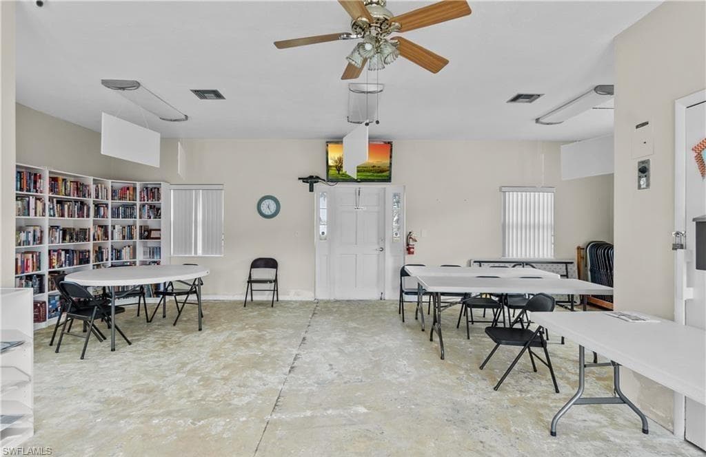 7025 New Post Dr 1, North Fort Myers, FL 33917-34