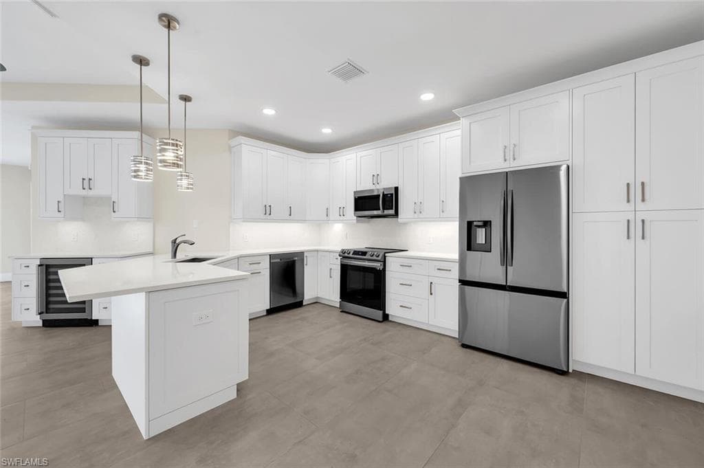 11412 Quail Village Way D-201, Naples, FL 34119-4