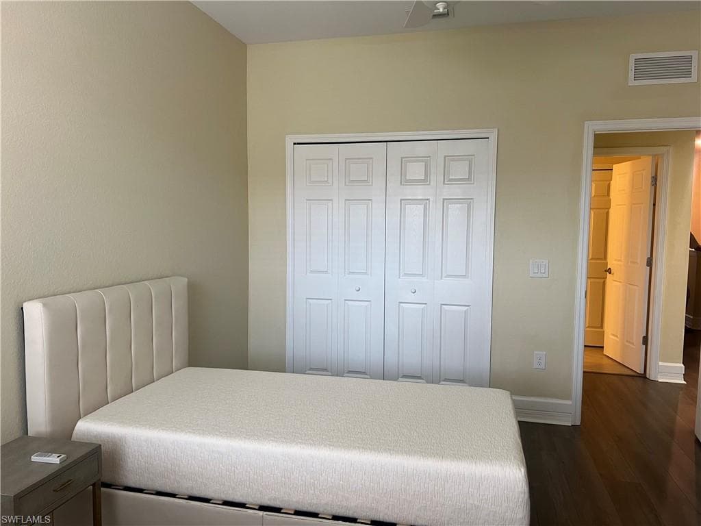 10300 Via Colomba Cir, Fort Myers, FL 33966-22