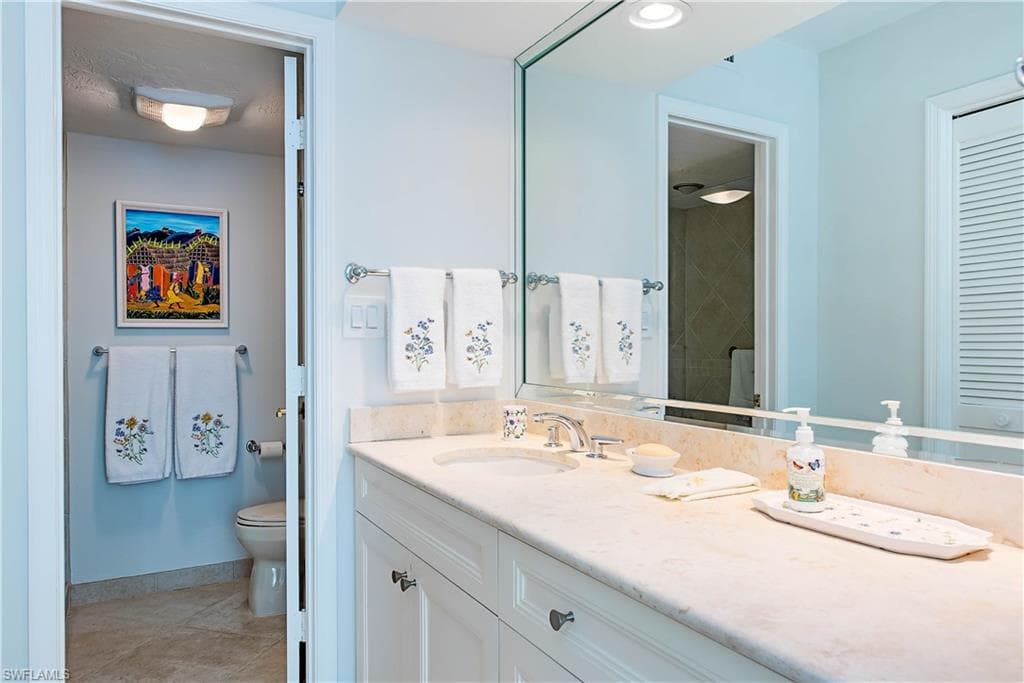 4251 Gulf Shore Blvd N 5c, Naples, FL 34103-14