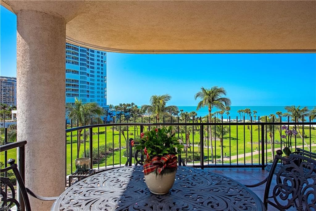 4251 Gulf Shore Blvd N 5c, Naples, FL 34103-15