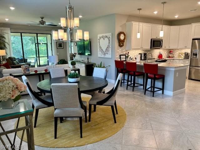 7658 Jacaranda Ln, Naples, FL 34114-3