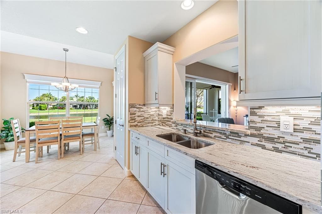 8069 Players Cove Dr 101, Naples, FL 34113-10