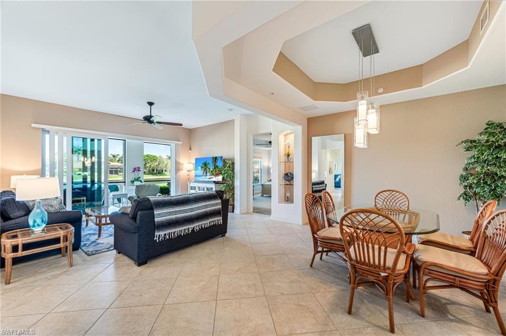 8069 Players Cove Dr 101, Naples, FL 34113-4