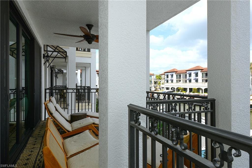 1530 5th Ave S 208c, Naples, FL 34102-10