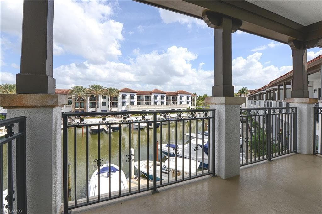 1530 5th Ave S 208c, Naples, FL 34102-12
