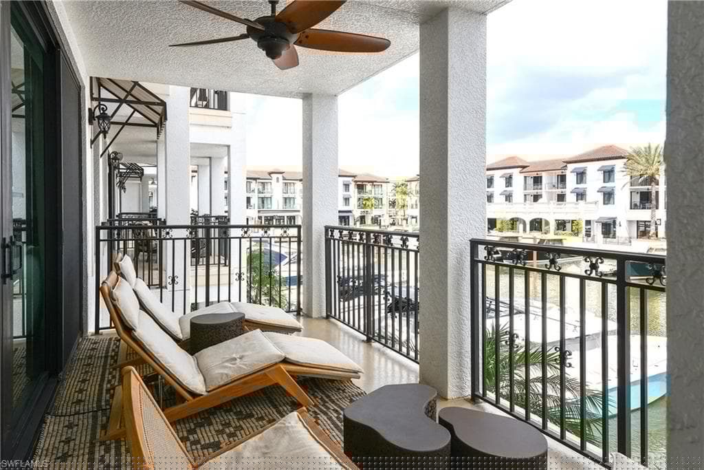 1530 5th Ave S 208c, Naples, FL 34102-2