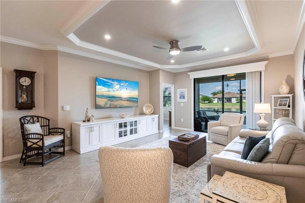 9109 Glenforest Dr, Naples, FL 34120-14