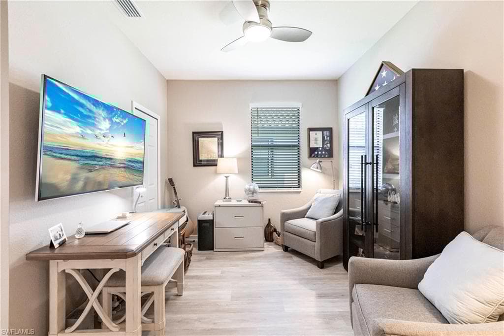 9109 Glenforest Dr, Naples, FL 34120-27